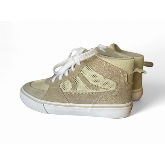 Airwalk- Grind- Peyote Boys US 5 Lace Up Comfort Footbed Excellent Condition - Picture 2 of 7